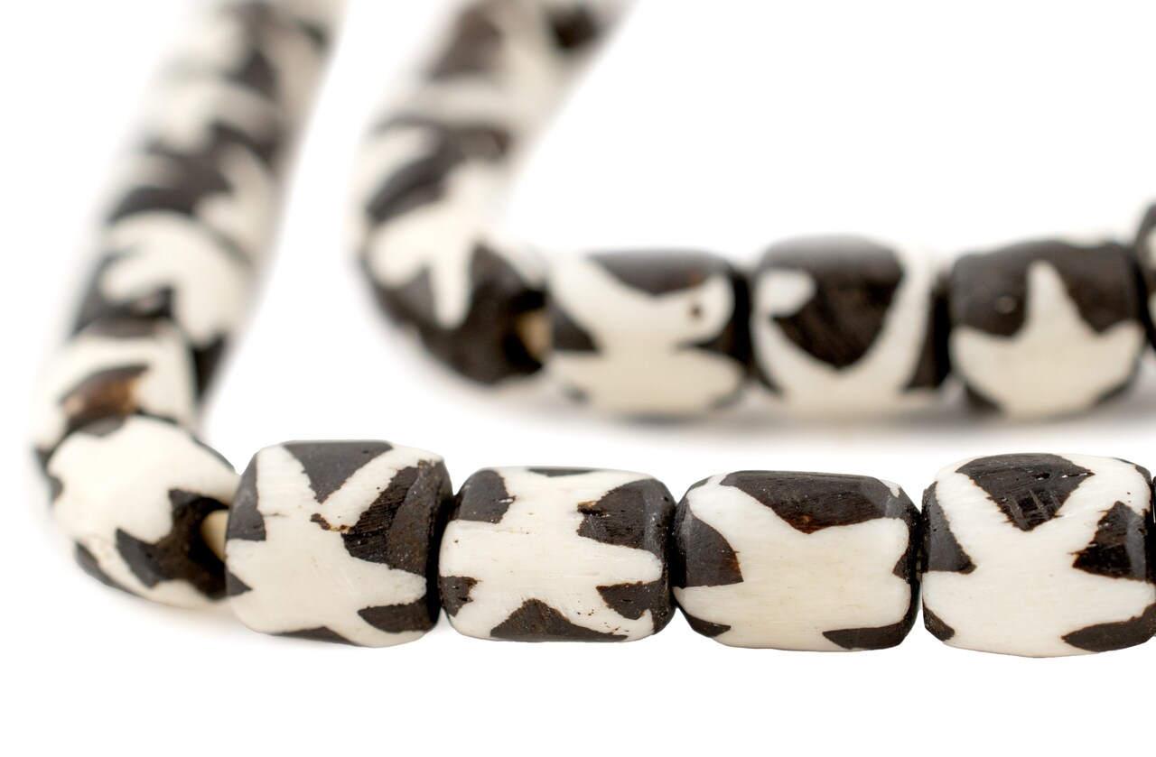 The Bead Chest Batik Bone Beads - Full Strand of Fair Trade African Beads (Small, Star Design)